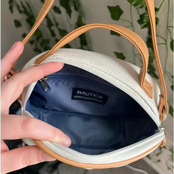 EUC Nautica White and Tan Crossbody Bag - Picture 4 of 5